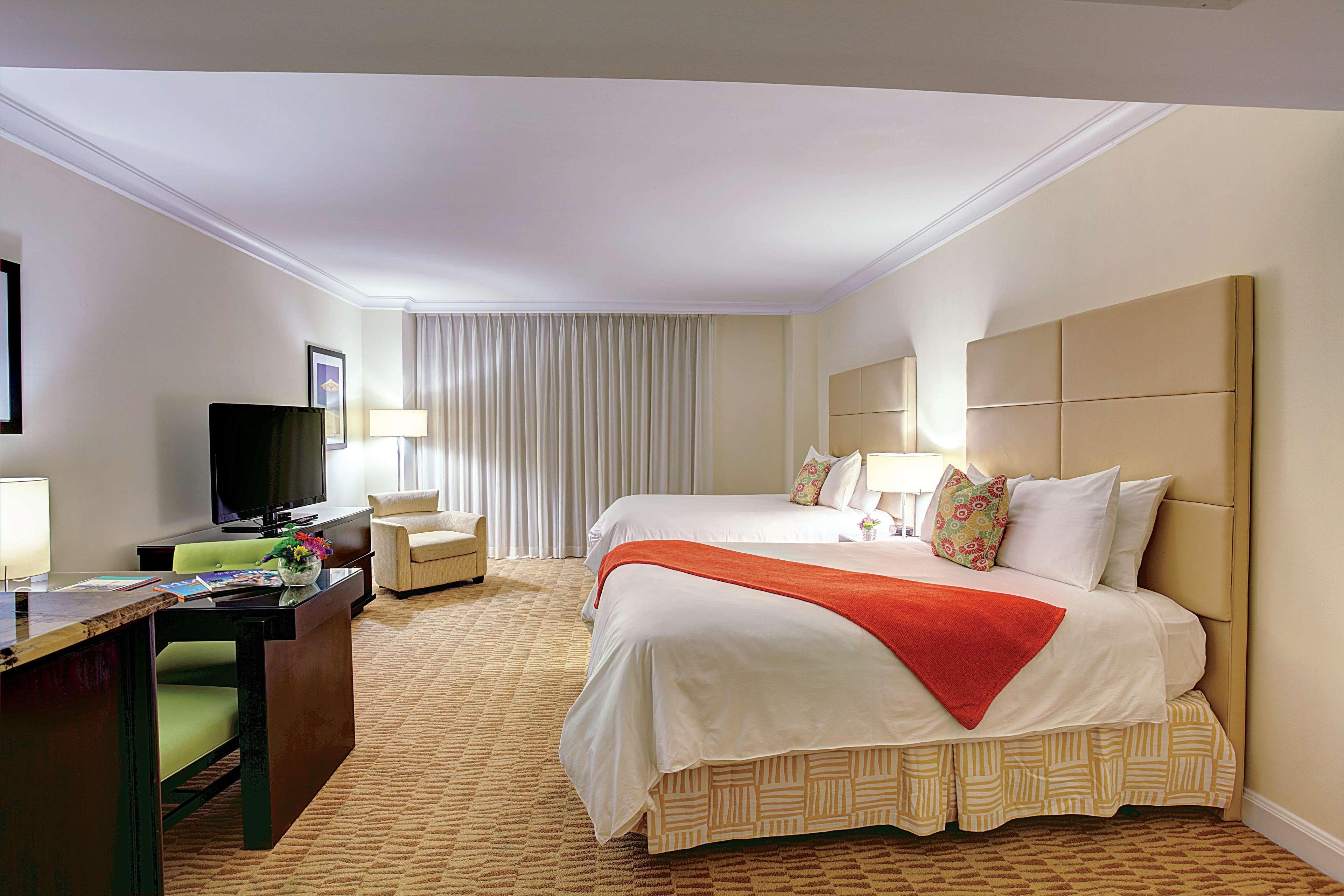 Sea View Hotel Bal Harbour Exteriör bild